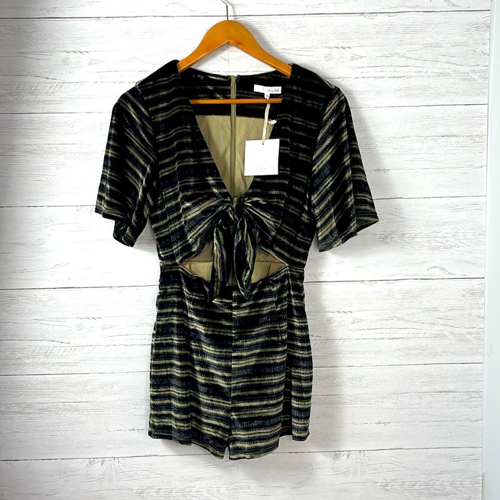 HONEY BELLE VELOUR ROMPER